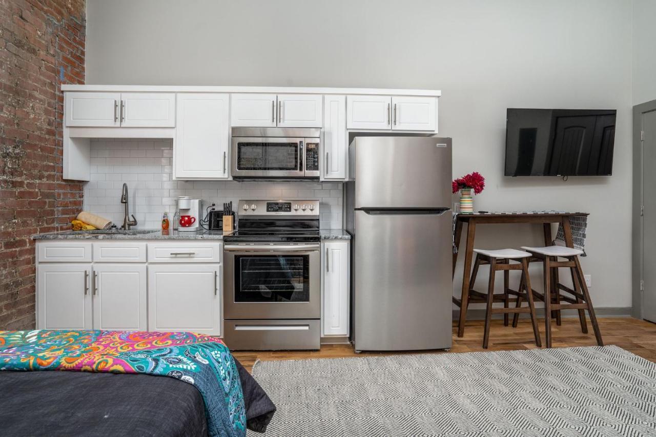 The Davis Lofts At Main Street - Unit 3D Apartman Rocky Mount Kültér fotó